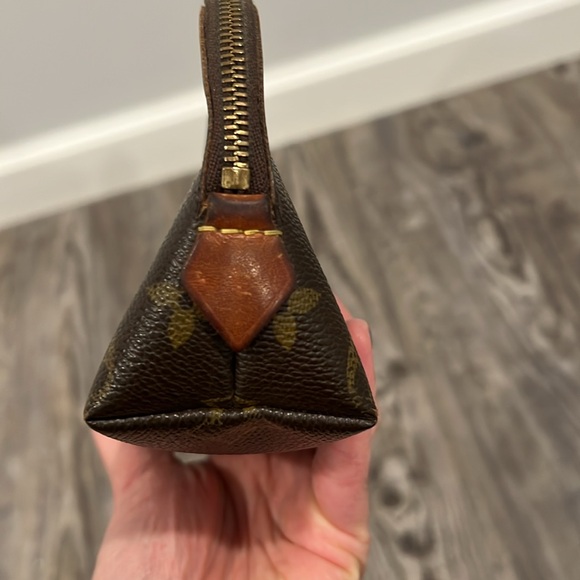 Louis Vuitton Monogram Make Up Cosmetics Clutch Pouch Mini Bag - Picture 6 of 14